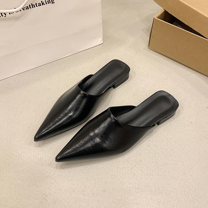Small-sized Shoes - Half Flip-flops. Women s New Style Pointed-toe Flat-bottomed Sandals for Lounging. 35 чёрный
Small-sized Shoes - Half Flip-flops. Women s New Style Pointed-toe Flat-bottomed Sandals for Lounging. 35 чёрный