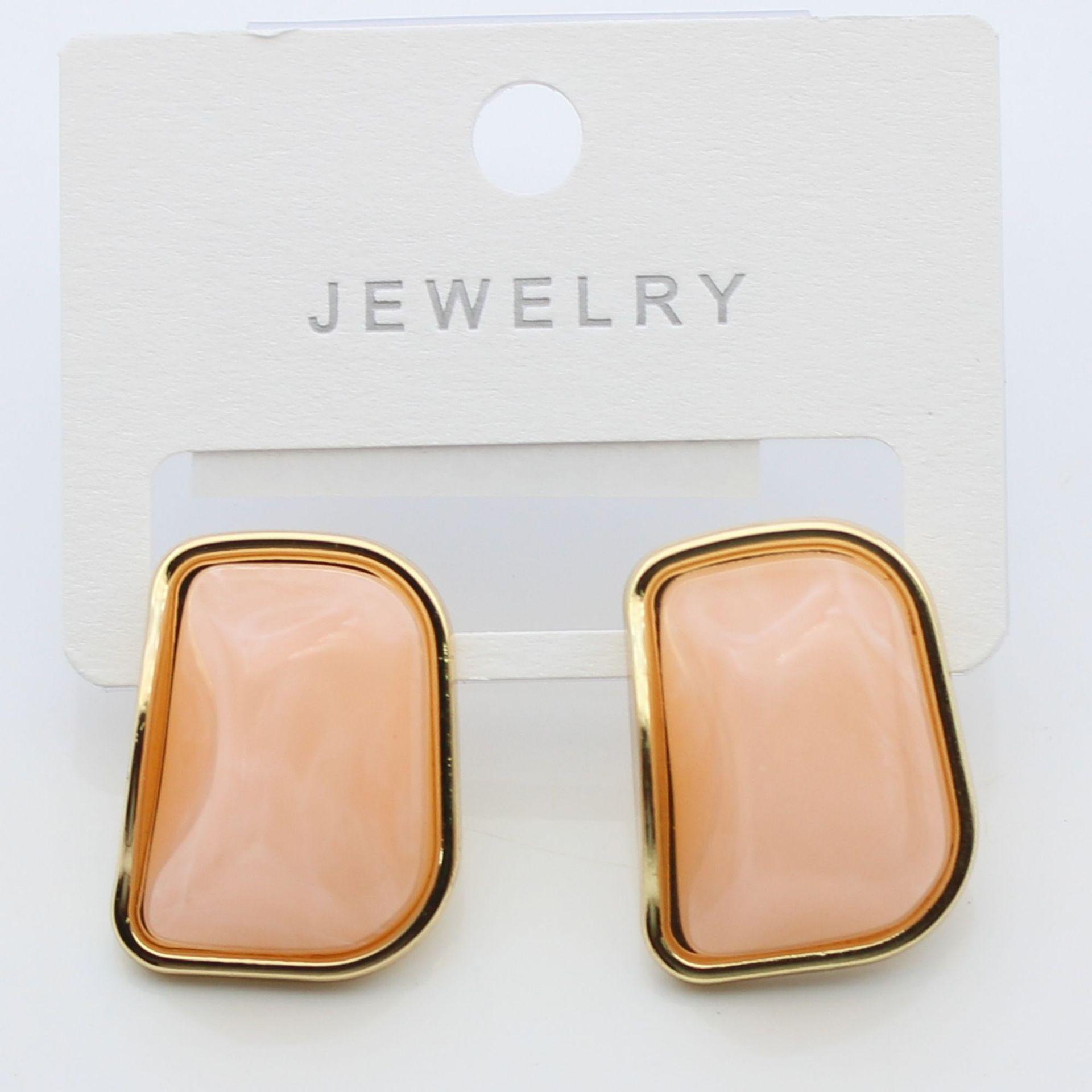 Real Gold Retention S925 Silver Amber Stud Earrings - Versatile Geometric Retro Design
Real Gold Retention S925 Silver Amber Stud Earrings - Versatile Geometric Retro Design