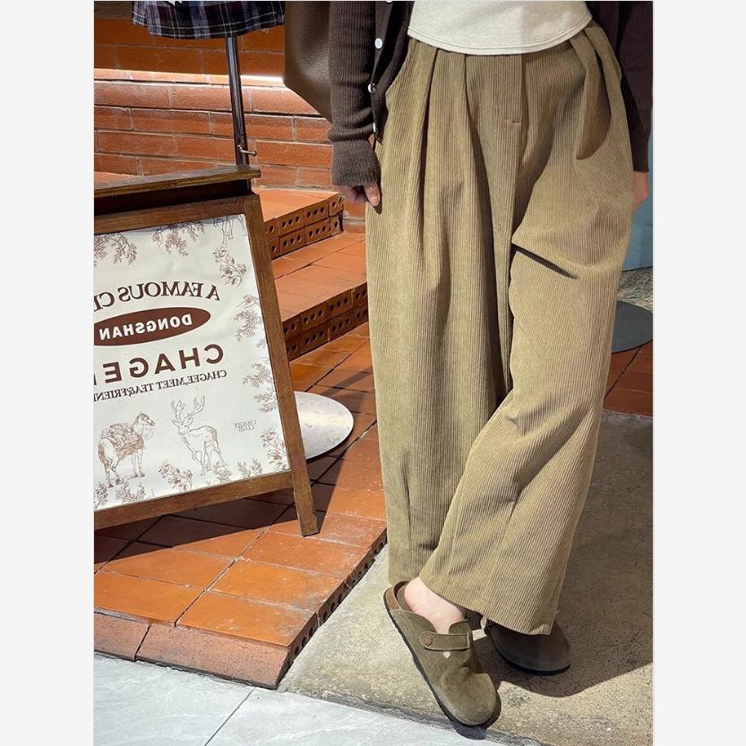 Women s Japanese-Style Flannel Corduroy Wide-Leg Harem Pants - Autumn/Winter Casual Slimming Petite Fit
Women s Japanese-Style Flannel Corduroy Wide-Leg Harem Pants - Autumn/Winter Casual Slimming Petite Fit