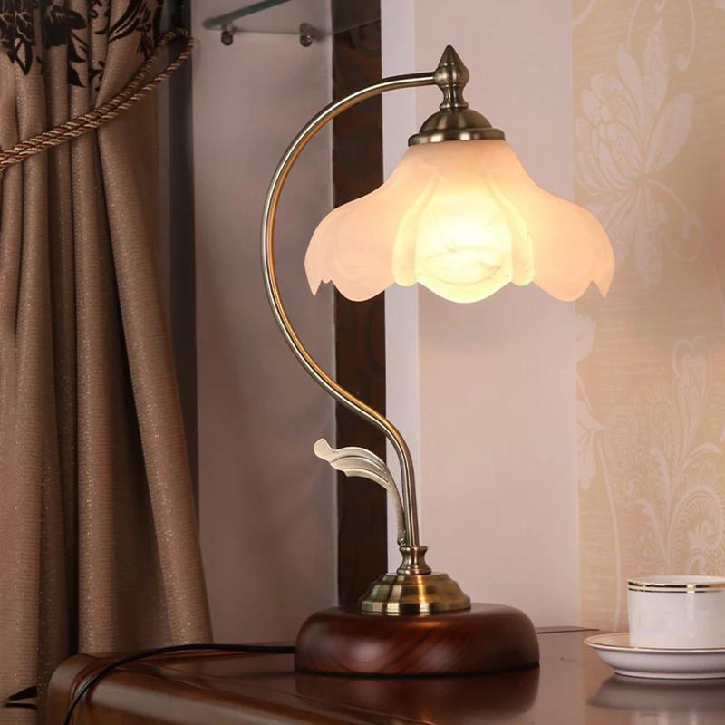 Retro Decorate Table Lamp Study Desk Light Bedroom Bedside Lamps American Simple Table Llights Creative Warm Decorative Lamp EU plug бронзовий
Retro Decorate Table Lamp Study Desk Light Bedroom Bedside Lamps American Simple Table Llights Creative Warm Decorative Lamp EU plug бронзовий