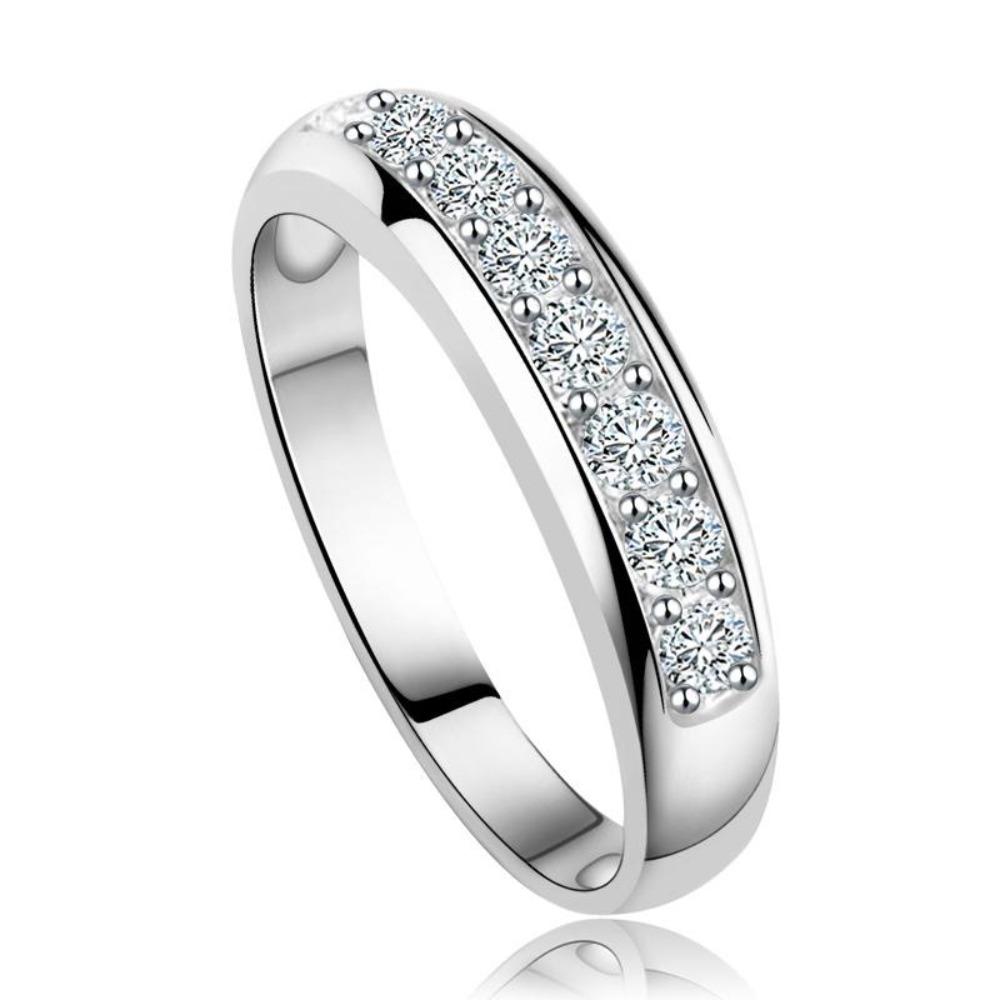 Single Row Diamond Ring 925 Silver Plated Classic Couple Bands Stylish Wedding Engagement Jewelry Gift No. 5 платиновый
Single Row Diamond Ring 925 Silver Plated Classic Couple Bands Stylish Wedding Engagement Jewelry Gift No. 5 платиновый