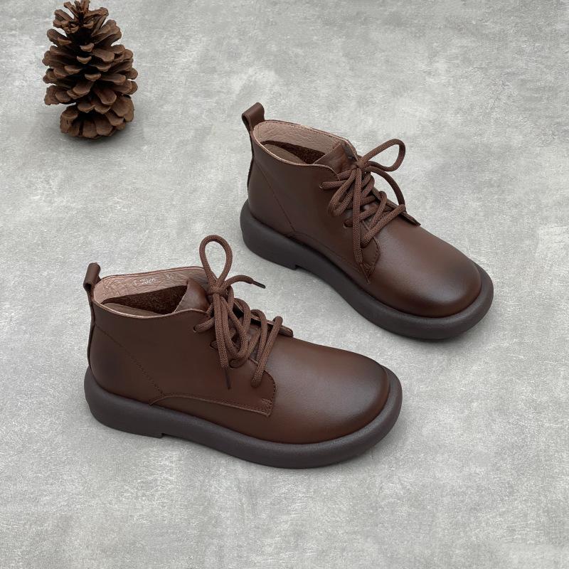 Новый стиль обуви — это универсальные, с круглым носком, в стиле ретро, повседневные женские ботильоны на шнуровке спереди. 40 кофейный
Новый стиль обуви — это универсальные, с круглым носком, в стиле ретро, повседневные женские ботильоны на шнуровке спереди. 40 кофейный