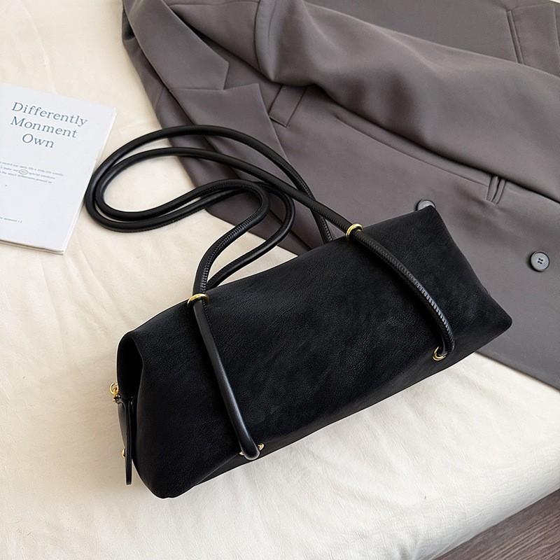High-quality Commuting Stick Bag Women Large-capacity Texture Live Broadcast Armpit Shoulder Temperament All-match Handbag
High-quality Commuting Stick Bag Women Large-capacity Texture Live Broadcast Armpit Shoulder Temperament All-match Handbag
