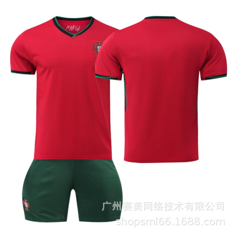 Portugal home football jersey set No. 7 C Ronaldo jersey European Cup new national team training jersey for children 28#
Portugal home football jersey set No. 7 C Ronaldo jersey European Cup new national team training jersey for children 28#