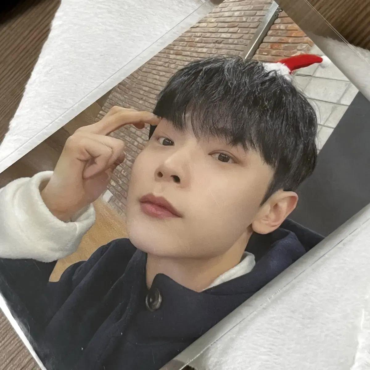 Lucy Shin Ye-chan Blue Makestar Winner Photocard
Lucy Shin Ye-chan Blue Makestar Winner Photocard