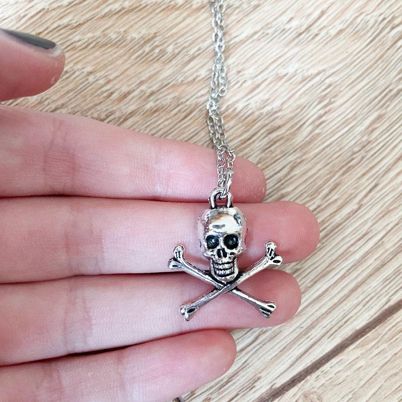 Skull Pendant Necklace for Women Men Vintage Chain Grunge Jewelry Goth Gothic Accessories Choker Aesthetic Fairy Star
Skull Pendant Necklace for Women Men Vintage Chain Grunge Jewelry Goth Gothic Accessories Choker Aesthetic Fairy Star