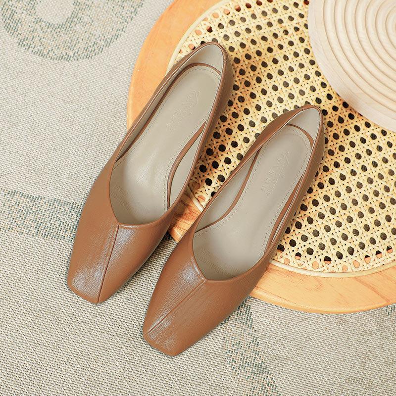 Туфли-лодочки на среднем каблуке, женские туфли на толстом каблуке, новая квадратная носочная часть, туфли для бабушки, мягкая кожа, черные туфли на высоком каблуке, женственная обувь 40 коричневый
Туфли-лодочки на среднем каблуке, женские туфли на толстом каблуке, новая квадратная носочная часть, туфли для бабушки, мягкая кожа, черные туфли на высоком каблуке, женственная обувь 40 коричневый