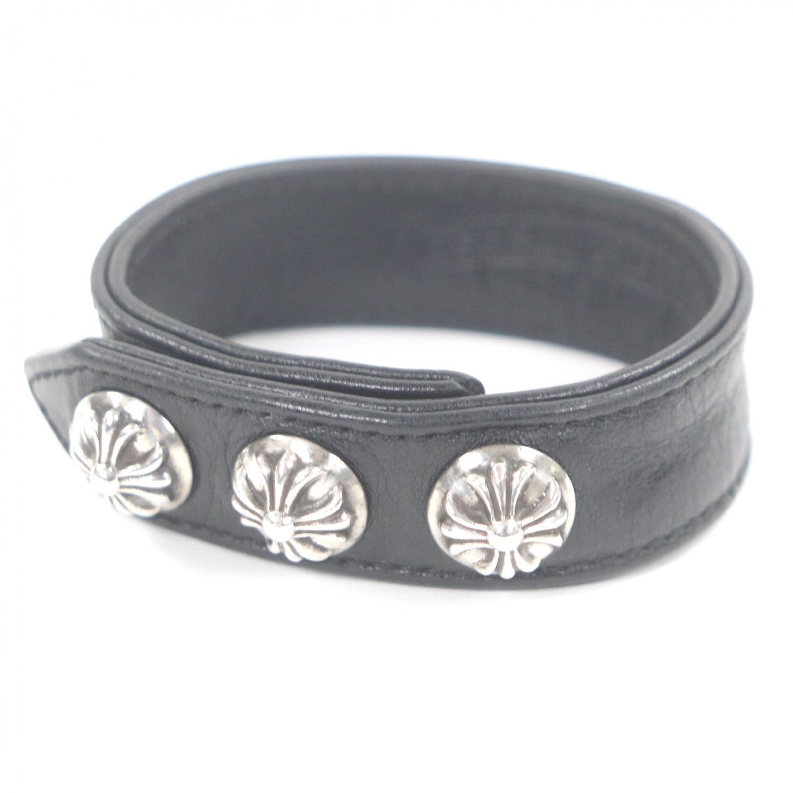 Чудовий браслет CHROME HEARTS 3 Хрести Кулька Кнопка 2 Застібки Чорний Срібло Вживаний
Чудовий браслет CHROME HEARTS 3 Хрести Кулька Кнопка 2 Застібки Чорний Срібло Вживаний