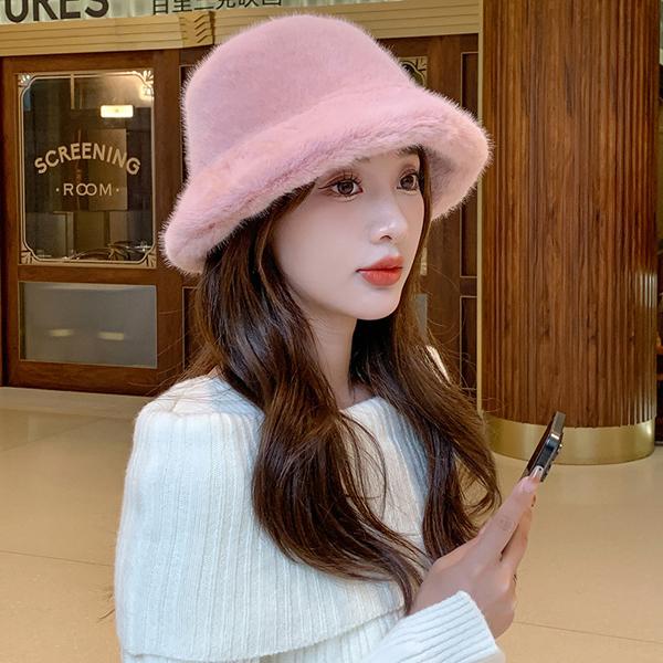 Зимние модные уличные шапки для девочек, теплые шляпы-ведра, высококачественные шапки из искусственного меха норки, русские женские шапки 53cm-58cm розовый
Зимние модные уличные шапки для девочек, теплые шляпы-ведра, высококачественные шапки из искусственного меха норки, русские женские шапки 53cm-58cm розовый