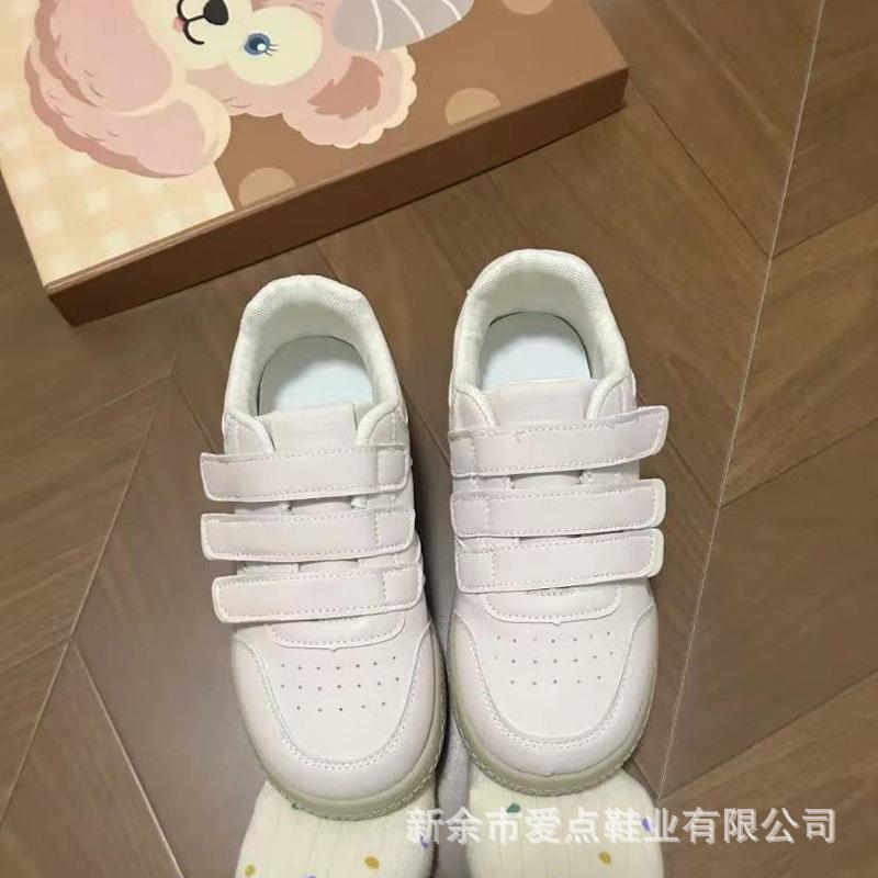 Velcro board shoes women South East Asia leather surface casual sports white shoes women 35
Velcro board shoes women South East Asia leather surface casual sports white shoes women 35