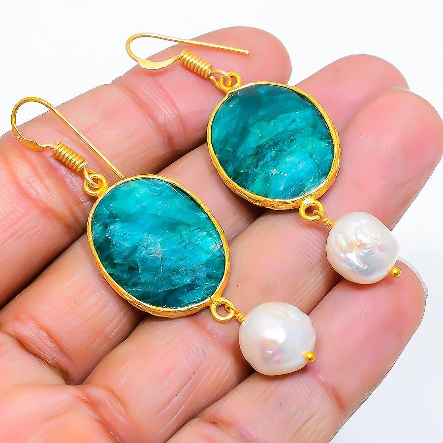 Emerald, Pearl Gemstone Handmade 925 Sterling Silver Jewelry Earring 2.25 GK-6116
Emerald, Pearl Gemstone Handmade 925 Sterling Silver Jewelry Earring 2.25 GK-6116