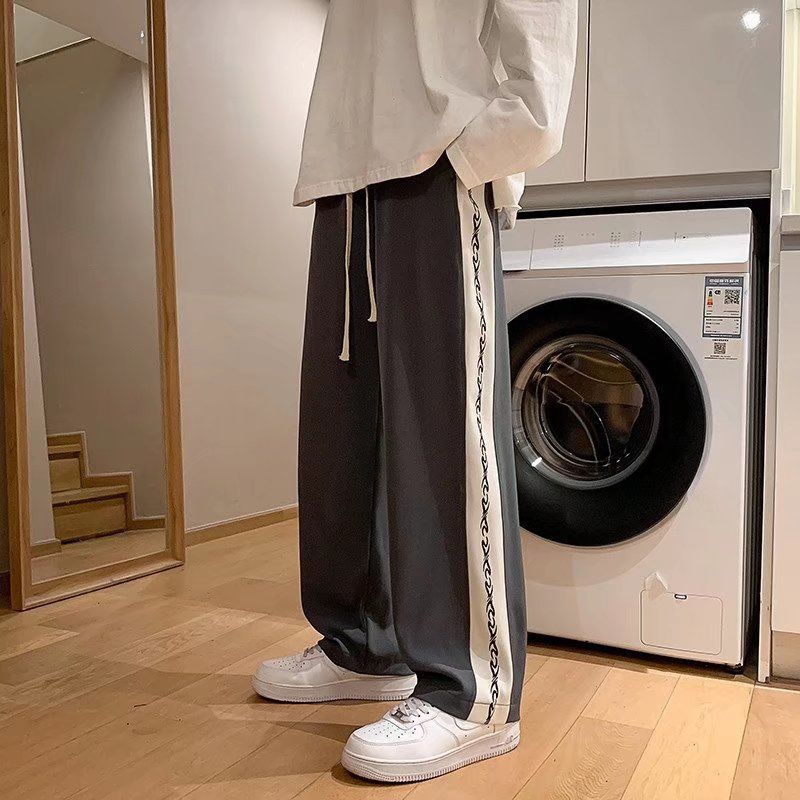 High Street Casual Color Matching Straight Cylinder Sports Pants Man Classic Korean Loose All-match Printing Male Trousers 2023 XXL чорний
High Street Casual Color Matching Straight Cylinder Sports Pants Man Classic Korean Loose All-match Printing Male Trousers 2023 XXL чорний