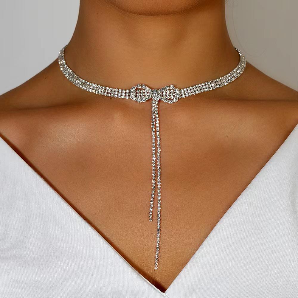 Women s Full Diamond Clavicle Choker Necklace with Tassels - Trendy Versatile Accessory серебряный
Women s Full Diamond Clavicle Choker Necklace with Tassels - Trendy Versatile Accessory серебряный