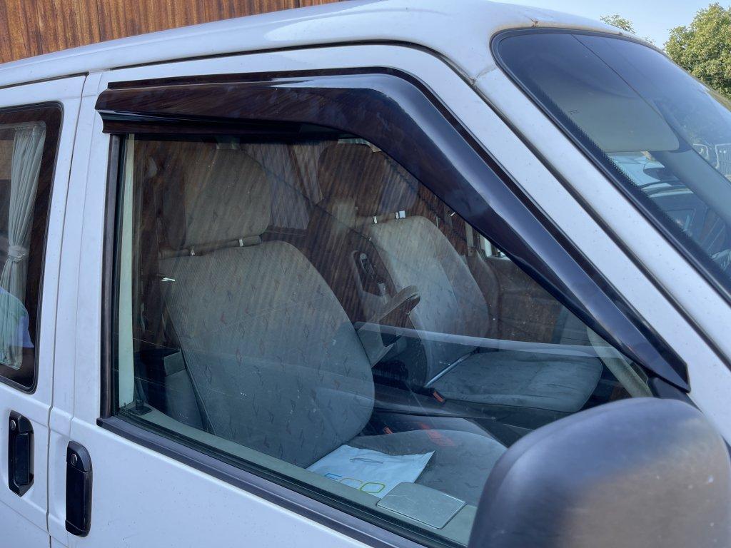 Вітровики (2 шт., Sunplex Sport) для Volkswagen T4 Caravelle/Multivan
Вітровики (2 шт., Sunplex Sport) для Volkswagen T4 Caravelle/Multivan