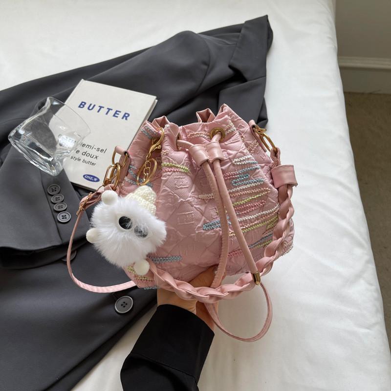 Modern Women s Canvas Bucket Bag Stylish Soft Versatile Crossbody For Daily Use Without Pendant рожевий
Modern Women s Canvas Bucket Bag Stylish Soft Versatile Crossbody For Daily Use Without Pendant рожевий