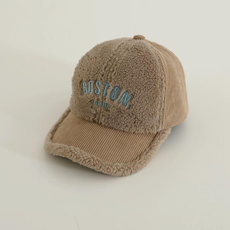 Childrens Winter Baseball Cap With Sunshade For Boys And Girls 28 Years
Childrens Winter Baseball Cap With Sunshade For Boys And Girls 28 Years