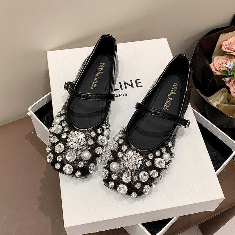 Модные туфли Мэри Джейн 2025 осень новая жемчуг стразы на плоской подошве туфли бабушки неглубокий вырез универсальные женские одинарные туфли 40 чёрный
Модные туфли Мэри Джейн 2025 осень новая жемчуг стразы на плоской подошве туфли бабушки неглубокий вырез универсальные женские одинарные туфли 40 чёрный