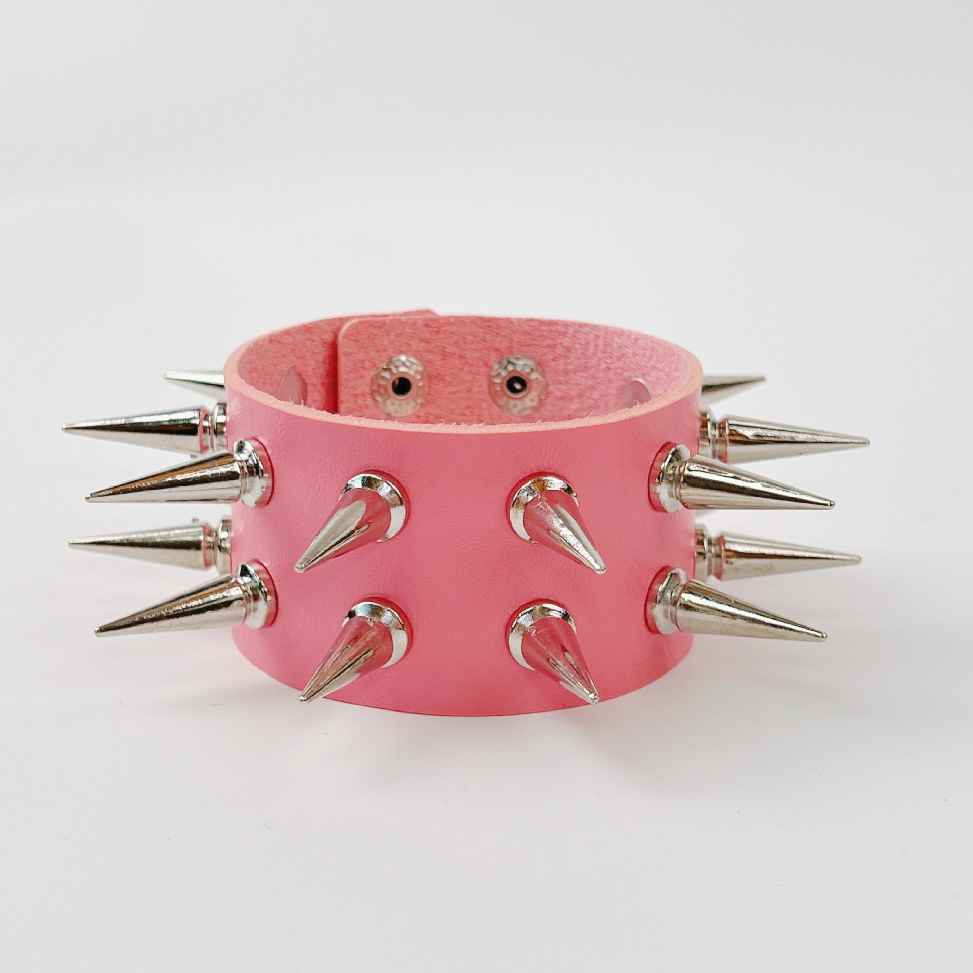 Punk Style Double Row Spiked PU Leather Motorcycle Wristband Bracelet розовый
Punk Style Double Row Spiked PU Leather Motorcycle Wristband Bracelet розовый