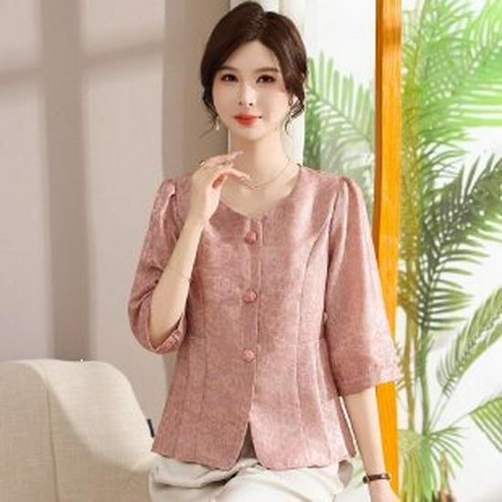 Chic Age-Defying Summer T-Shirt for Middle-Aged and Elderly Women - Fashionable Seven-Sleeve Design 3XL розовый
Chic Age-Defying Summer T-Shirt for Middle-Aged and Elderly Women - Fashionable Seven-Sleeve Design 3XL розовый
