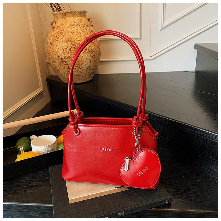 2025 summer new texture popular portable bucket bag solid color women s simple temperament messenger bag чёрный
2025 summer new texture popular portable bucket bag solid color women s simple temperament messenger bag чёрный