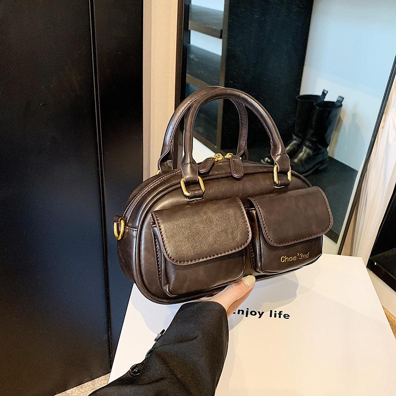 Нишевая дизайнерская сумка 2025 новая трендовая высококлассная портативная сумка-подушка текстурная универсальная на плечо сумка-мессенджер женская сумка темно-коричневого
Нишевая дизайнерская сумка 2025 новая трендовая высококлассная портативная сумка-подушка текстурная универсальная на плечо сумка-мессенджер женская сумка темно-коричневого