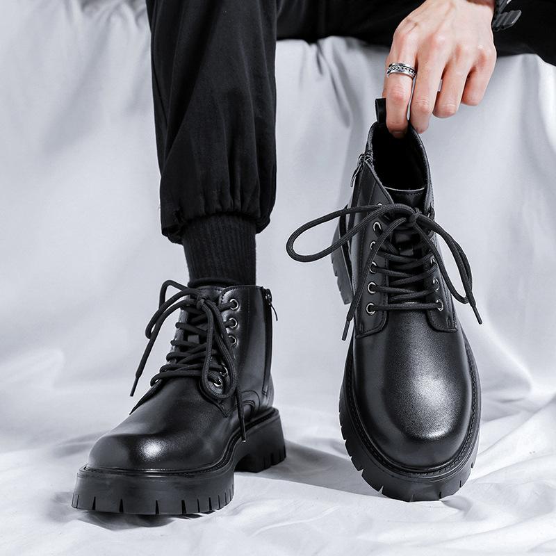 2025 Martin boots men s middle help summer new tooling short boots leather shoes men s side zipper 6386-R 44 чорний
2025 Martin boots men s middle help summer new tooling short boots leather shoes men s side zipper 6386-R 44 чорний