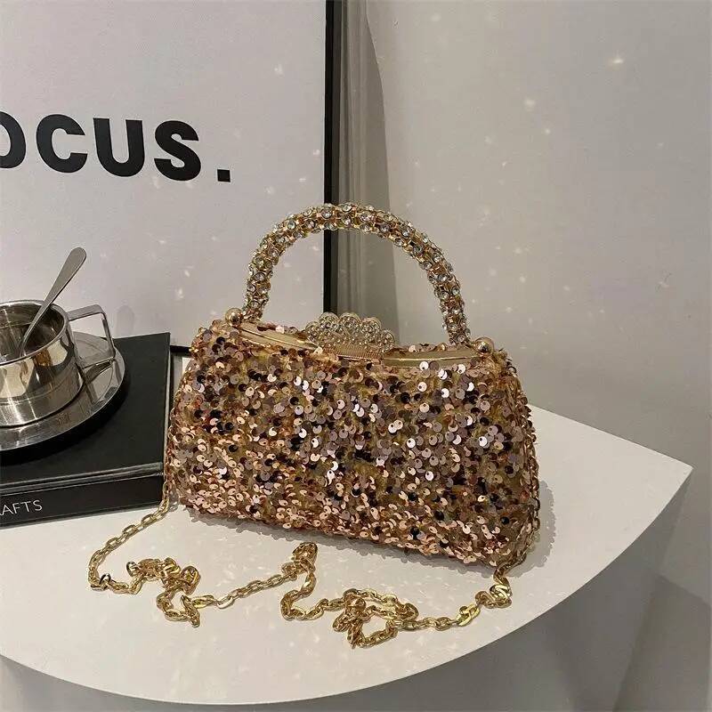 Shiny Sequins Luxury Women Bag Diamond Inlaid Handle Banquet Clutch Purse Wedding Party Prom Dress Evening Bag золотой
Shiny Sequins Luxury Women Bag Diamond Inlaid Handle Banquet Clutch Purse Wedding Party Prom Dress Evening Bag золотой
