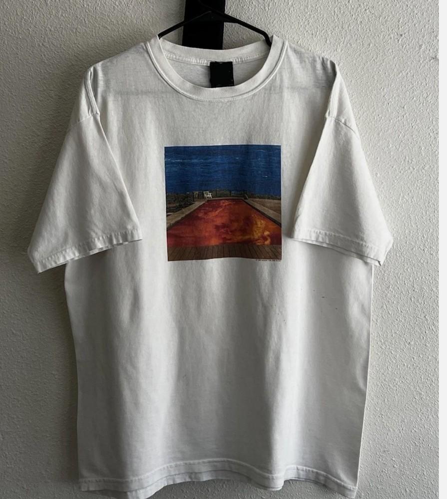 Винтажная футболка Red Hot Chili Peppers Californicatio wbr/ n 1998 L
Винтажная футболка Red Hot Chili Peppers Californicatio wbr/ n 1998 L