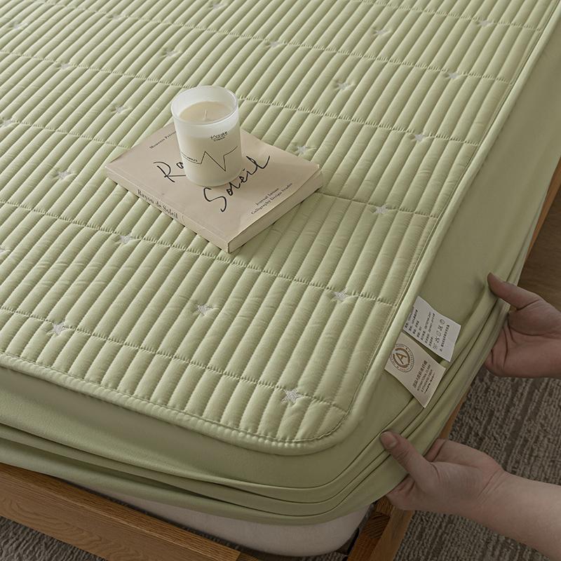 Вышитый водонепроницаемый защитный чехол для матраса, приятный для кожи, прочный простынь на резинке, стеганый чехол для коврика 150/160/180/200/220 180x200x30cm
Вышитый водонепроницаемый защитный чехол для матраса, приятный для кожи, прочный простынь на резинке, стеганый чехол для коврика 150/160/180/200/220 180x200x30cm