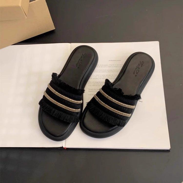 Platform slippers women wear new fairy wind sandals in summer Bohemian vacation seaside beach shoes 35
Platform slippers women wear new fairy wind sandals in summer Bohemian vacation seaside beach shoes 35