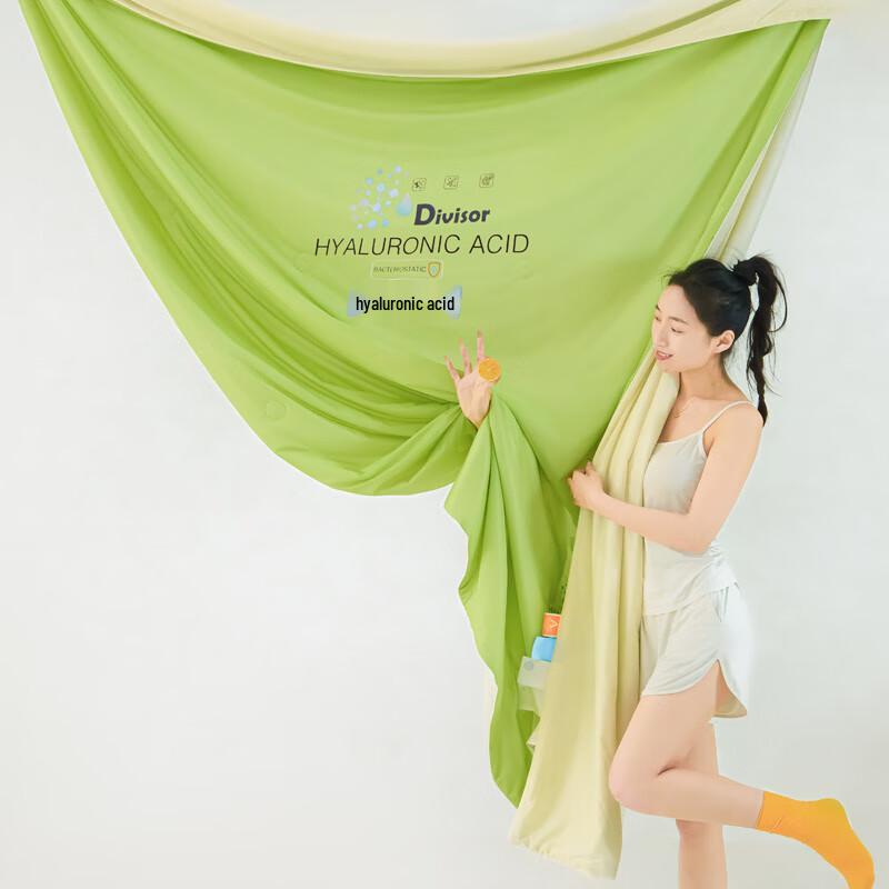Mengxuan Cooling Summer Quilt
Mengxuan Cooling Summer Quilt