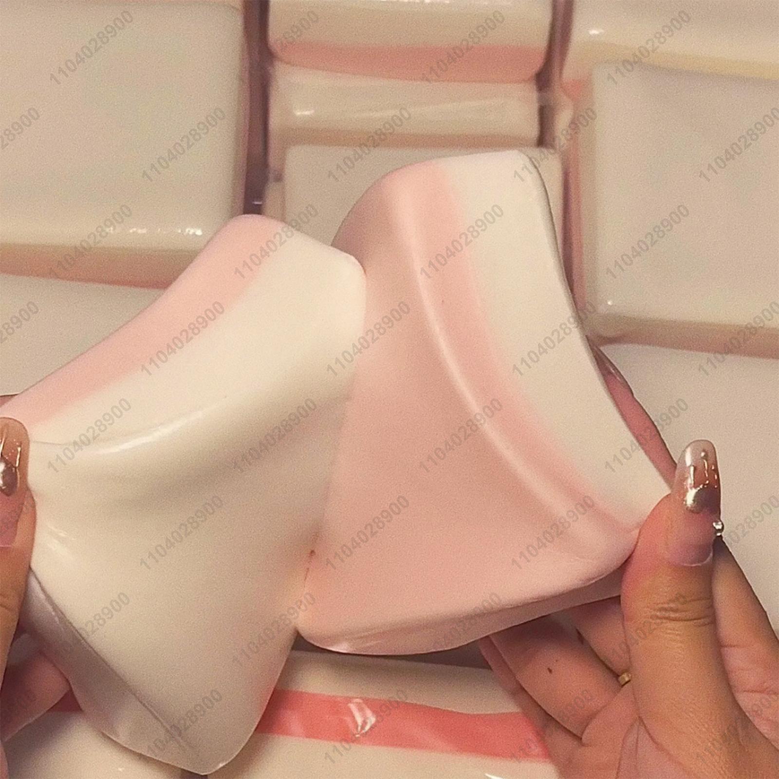 ElegantStrawberry double-layer toast Cake Taba Squishy Slow Rebound Wet and Soft Sticky Cake Pinching Decompression Hand Relax T
ElegantStrawberry double-layer toast Cake Taba Squishy Slow Rebound Wet and Soft Sticky Cake Pinching Decompression Hand Relax T