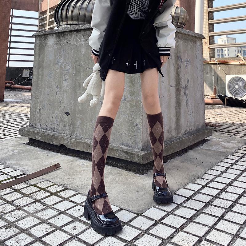 Rhombus Calf Socks Summer Mid Tube Thin Legs Retro Uniform Student Design Socks Trendy Female Harajuku Socks Girls One size fits all
Rhombus Calf Socks Summer Mid Tube Thin Legs Retro Uniform Student Design Socks Trendy Female Harajuku Socks Girls One size fits all