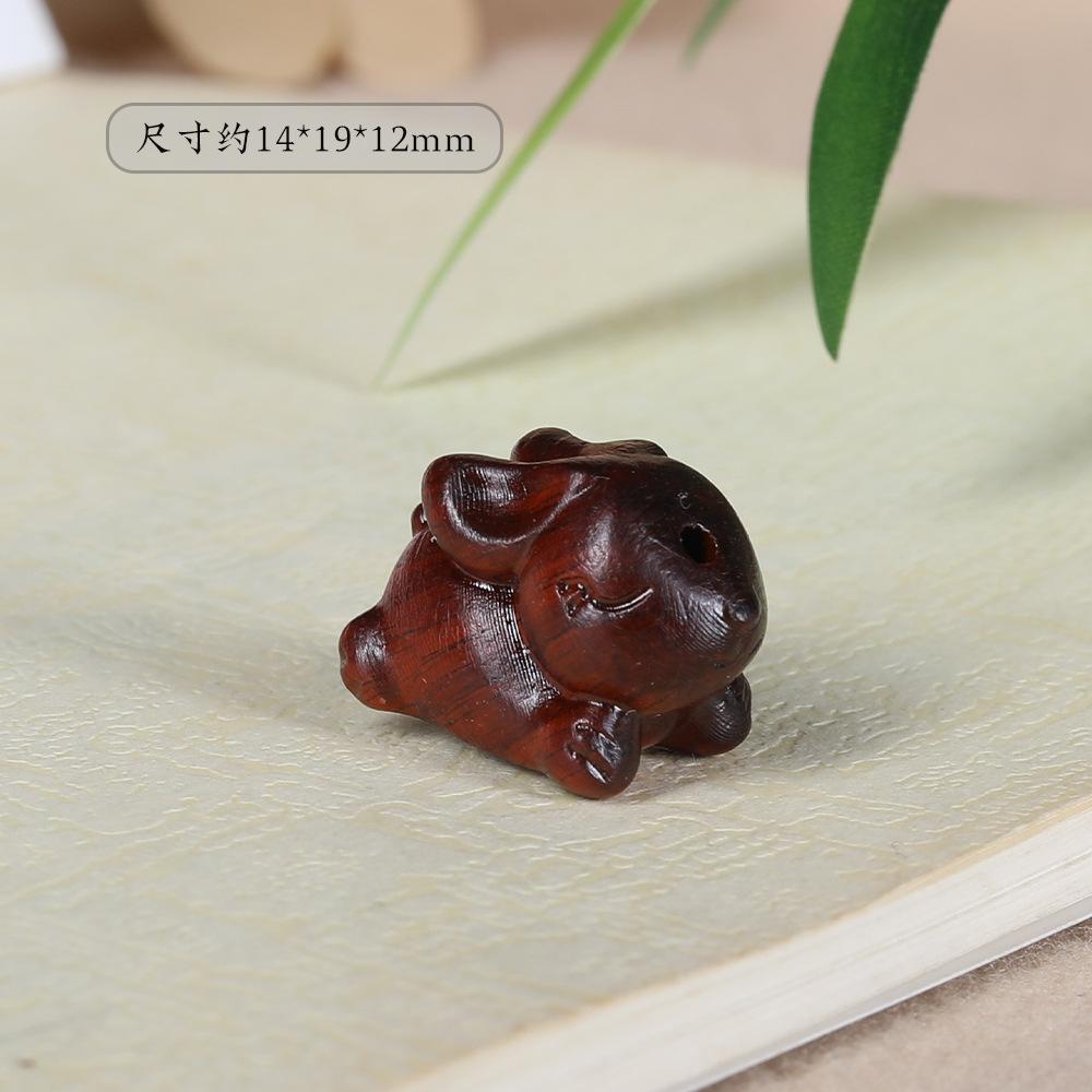 Милые маленькие деревянные фигурки кроликов 1,37 Резьба из зеленого сандала Зодиакальный кролик Поделки Настольное украшение для дома Подвеска для DIY Подарок
Милые маленькие деревянные фигурки кроликов 1,37 Резьба из зеленого сандала Зодиакальный кролик Поделки Настольное украшение для дома Подвеска для DIY Подарок