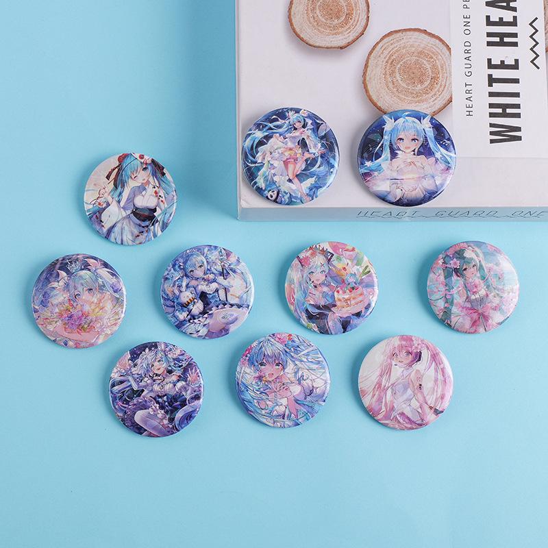 Hatsune Miku Reflective Button Badge - Anime Support Brooch for Student Backpacks and Decorations 44mm
Hatsune Miku Reflective Button Badge - Anime Support Brooch for Student Backpacks and Decorations 44mm
