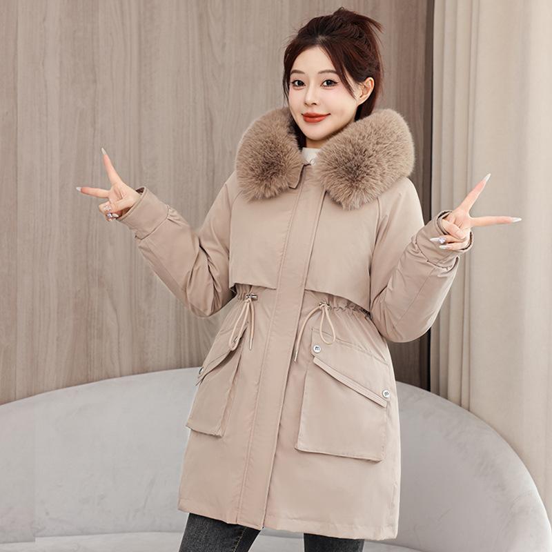 Cotton clothes women s 2025 new foreign style medium and long thickened padded pie to overcome the Korean version of loose cotton clothes winter coat M хакі
Cotton clothes women s 2025 new foreign style medium and long thickened padded pie to overcome the Korean version of loose cotton clothes winter coat M хакі