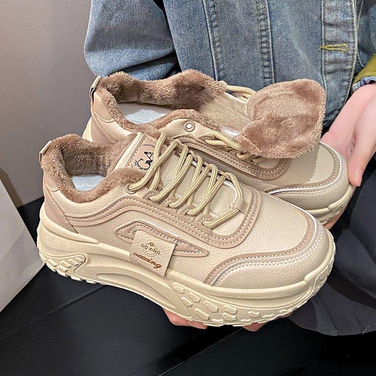 2024 winter new Korean version of dad shoes versatile velvet thick heightening sports shoes women s lightweight running shoes 40
2024 winter new Korean version of dad shoes versatile velvet thick heightening sports shoes women s lightweight running shoes 40