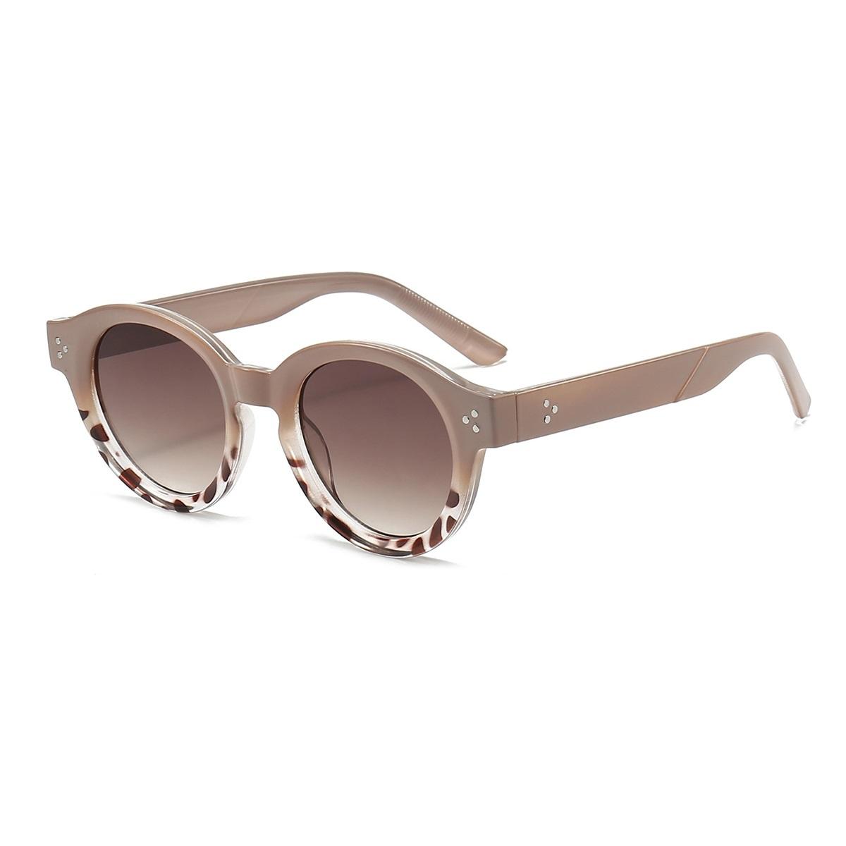 High Quality Vintage Round Sun Glasses Women MEN Gradient Sun Glasses Female Fashion Luxury Designer Clear Shades UV400 as picture
High Quality Vintage Round Sun Glasses Women MEN Gradient Sun Glasses Female Fashion Luxury Designer Clear Shades UV400 as picture