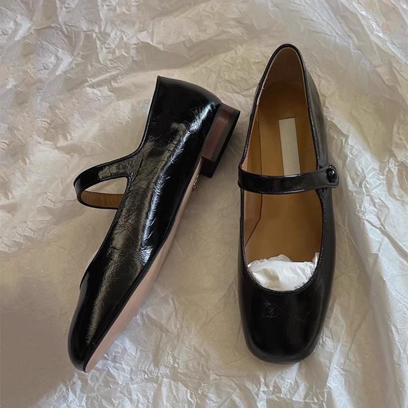 Кожаная французская пряжка-одно слово с повседневными туфлями Мэри Джейн на плоской подошве, квадратный носок, неглубокий вырез, универсальные туфли-лодочки, новинка весны a 40 чёрный
Кожаная французская пряжка-одно слово с повседневными туфлями Мэри Джейн на плоской подошве, квадратный носок, неглубокий вырез, универсальные туфли-лодочки, новинка весны a 40 чёрный