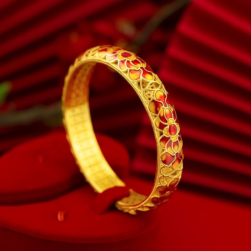 Браслет с эмалью и цветком золотого цвета, китайский шикарный винтажный браслет с лотосом one size
Браслет с эмалью и цветком золотого цвета, китайский шикарный винтажный браслет с лотосом one size