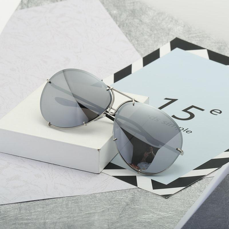 New Fashion Pilot Sunglasses ladies Oversized Luxury Sun Glasses For Female Cool Mirror Vintage Lady Gradient Shades UV400 W141497WW-as the photo
New Fashion Pilot Sunglasses ladies Oversized Luxury Sun Glasses For Female Cool Mirror Vintage Lady Gradient Shades UV400 W141497WW-as the photo