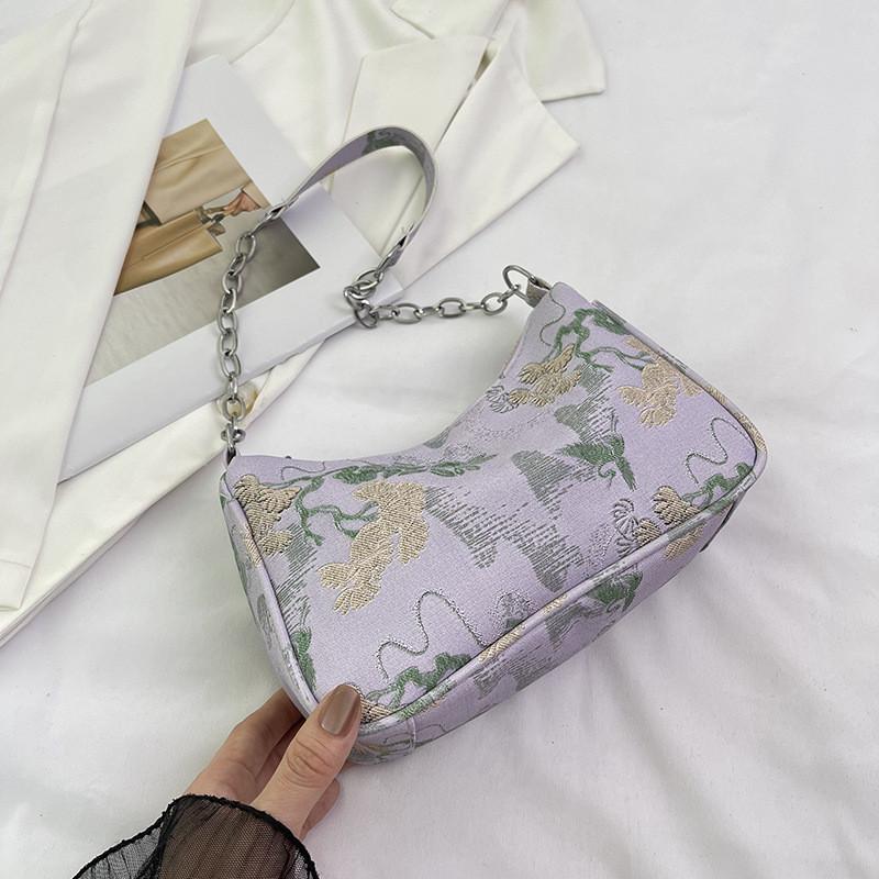 Stylish Summer Handbag In White Gray Beige Pink Or Purple With Elegant Minimalist Appeal
Stylish Summer Handbag In White Gray Beige Pink Or Purple With Elegant Minimalist Appeal