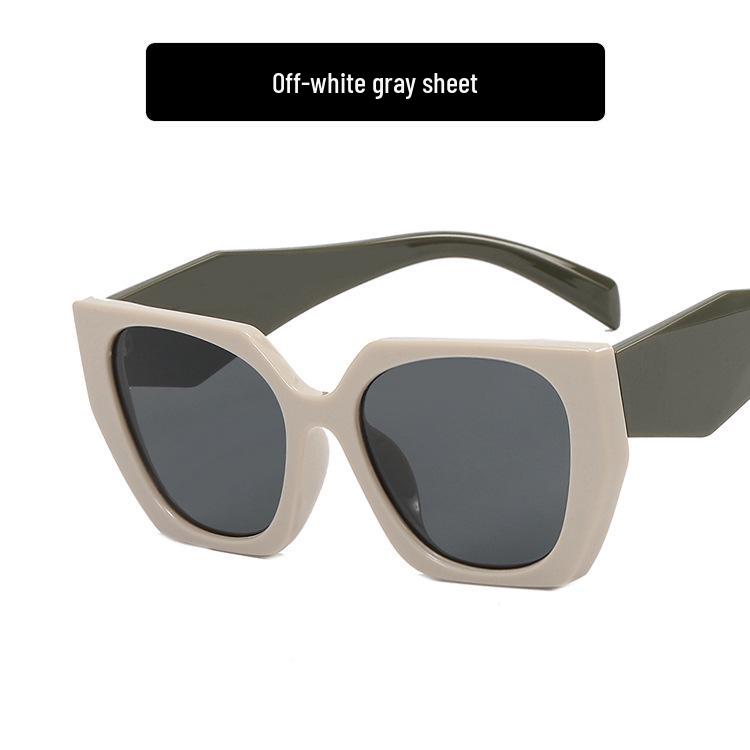 Polygon Color-Block Sunglasses 2022 - Trendy European & American Style 3967 As per Image
Polygon Color-Block Sunglasses 2022 - Trendy European & American Style 3967 As per Image