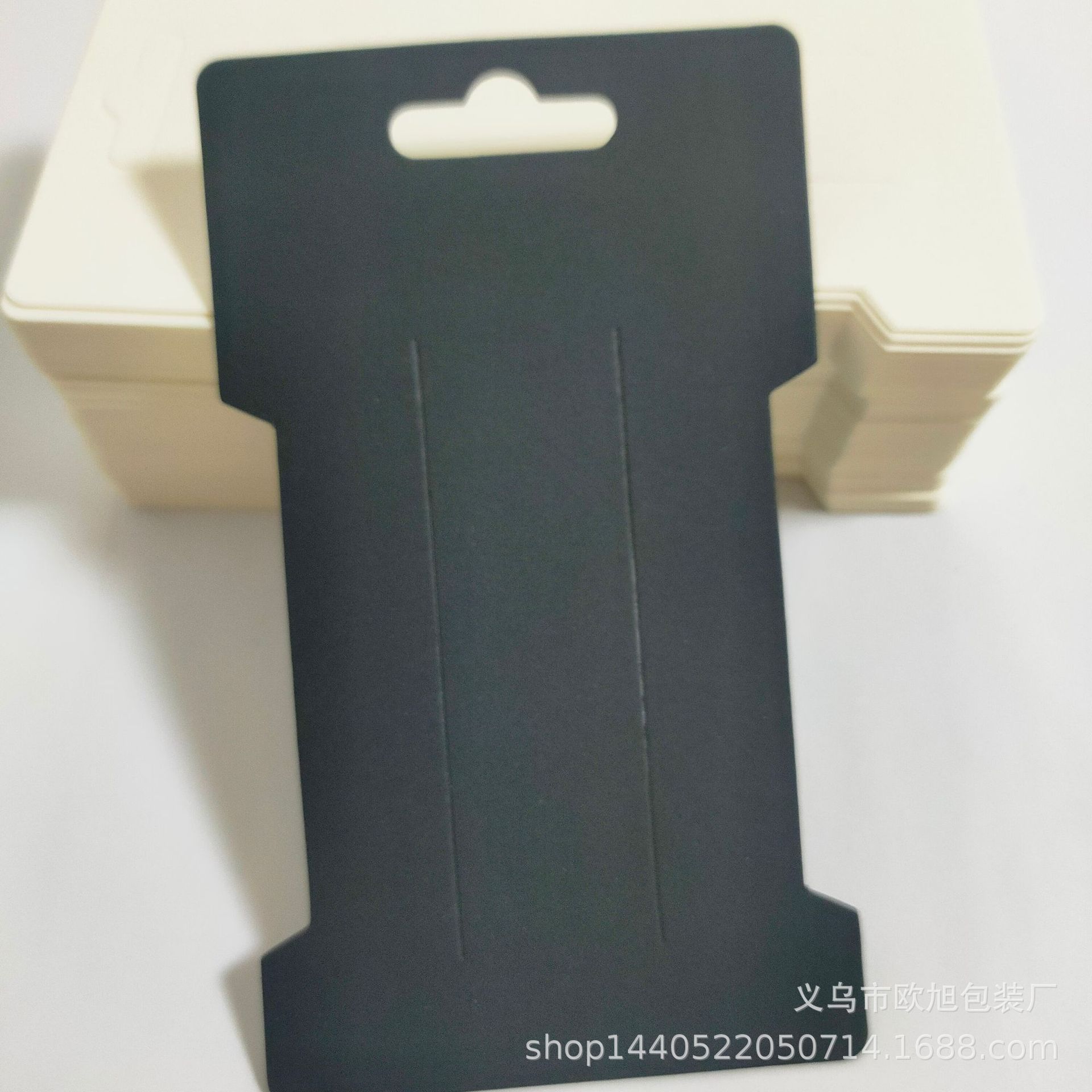 Hair Clip & Accessory Tag, 6.6x11.5cm - Black & White Kraft Paper Kraft
Hair Clip & Accessory Tag, 6.6x11.5cm - Black & White Kraft Paper Kraft