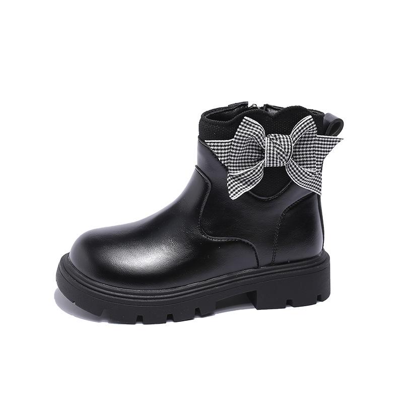 Girls fleece-lined short boots, new autumn and winter children s Martin boots, stylish and versatile single boots for girls, suitable for older 30 чорний
Girls fleece-lined short boots, new autumn and winter children s Martin boots, stylish and versatile single boots for girls, suitable for older 30 чорний