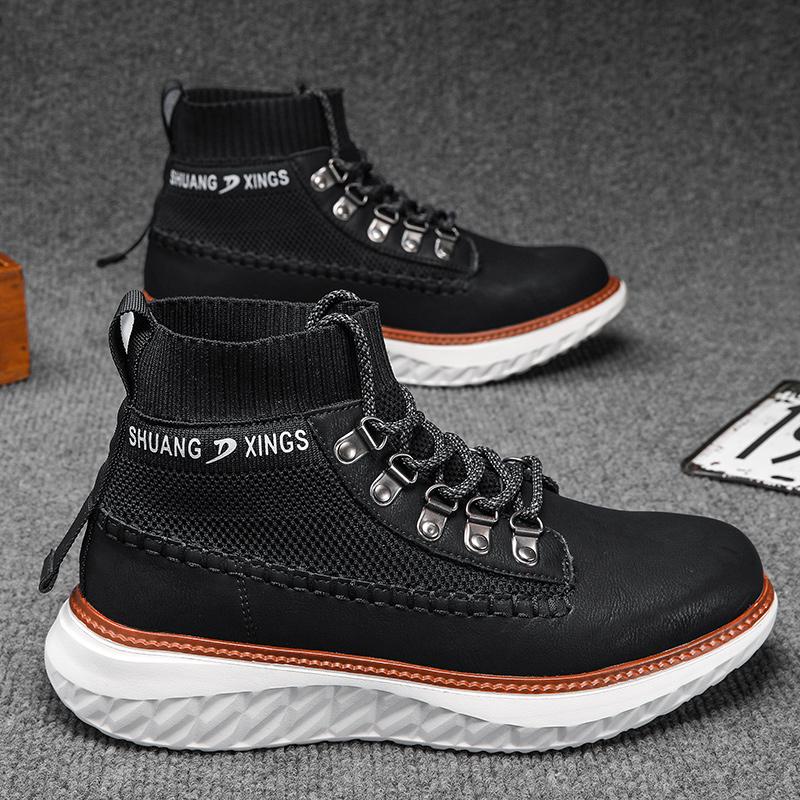 Модные кожаные кроссовки мужские толстая подошва 5 см высокий верх повседневные ботильоны британский стиль увеличивающие рост большой размер 48 49 50 48 чёрный
Модные кожаные кроссовки мужские толстая подошва 5 см высокий верх повседневные ботильоны британский стиль увеличивающие рост большой размер 48 49 50 48 чёрный