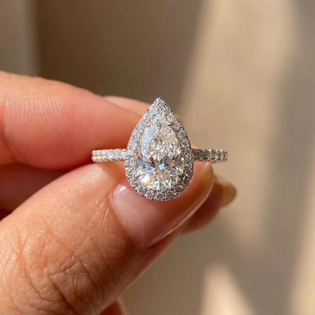 925 Sterling Copper 1CT Simple Sparkling Pear Shape Zircon Ring For Women Engagement Wedding Luxury High Quality Fine Zircon 9&1 Carats мідний
925 Sterling Copper 1CT Simple Sparkling Pear Shape Zircon Ring For Women Engagement Wedding Luxury High Quality Fine Zircon 9&1 Carats мідний