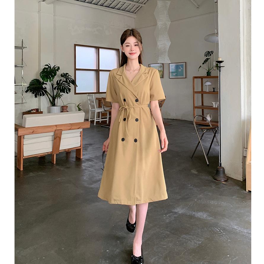 Real shot, Hepburn style dress women s summer new French niche design temperament waist and thin dress 3XL чорний
Real shot, Hepburn style dress women s summer new French niche design temperament waist and thin dress 3XL чорний