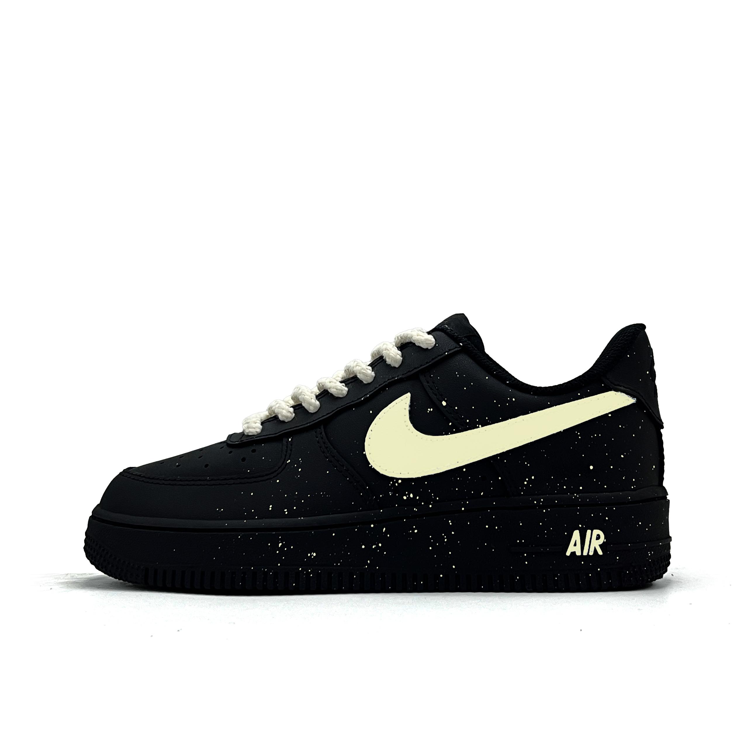 Nike Air Force 1 Star Leather Abrasion Resistant Low top Skateboard Shoes Unisex Black Yellow CW2288-001(Team1615-) 37.5
Nike Air Force 1 Star Leather Abrasion Resistant Low top Skateboard Shoes Unisex Black Yellow CW2288-001(Team1615-) 37.5