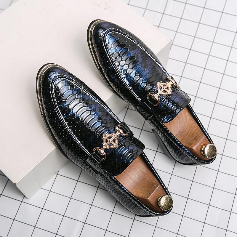 Лофери Чоловіче взуття Шкіряні італійські туфлі Fashio Чоловіче взуття Office 2024 із крокодиловим візерунком Чоловіче Zapatos De Hombre Chaussure 8 синій
Лофери Чоловіче взуття Шкіряні італійські туфлі Fashio Чоловіче взуття Office 2024 із крокодиловим візерунком Чоловіче Zapatos De Hombre Chaussure 8 синій